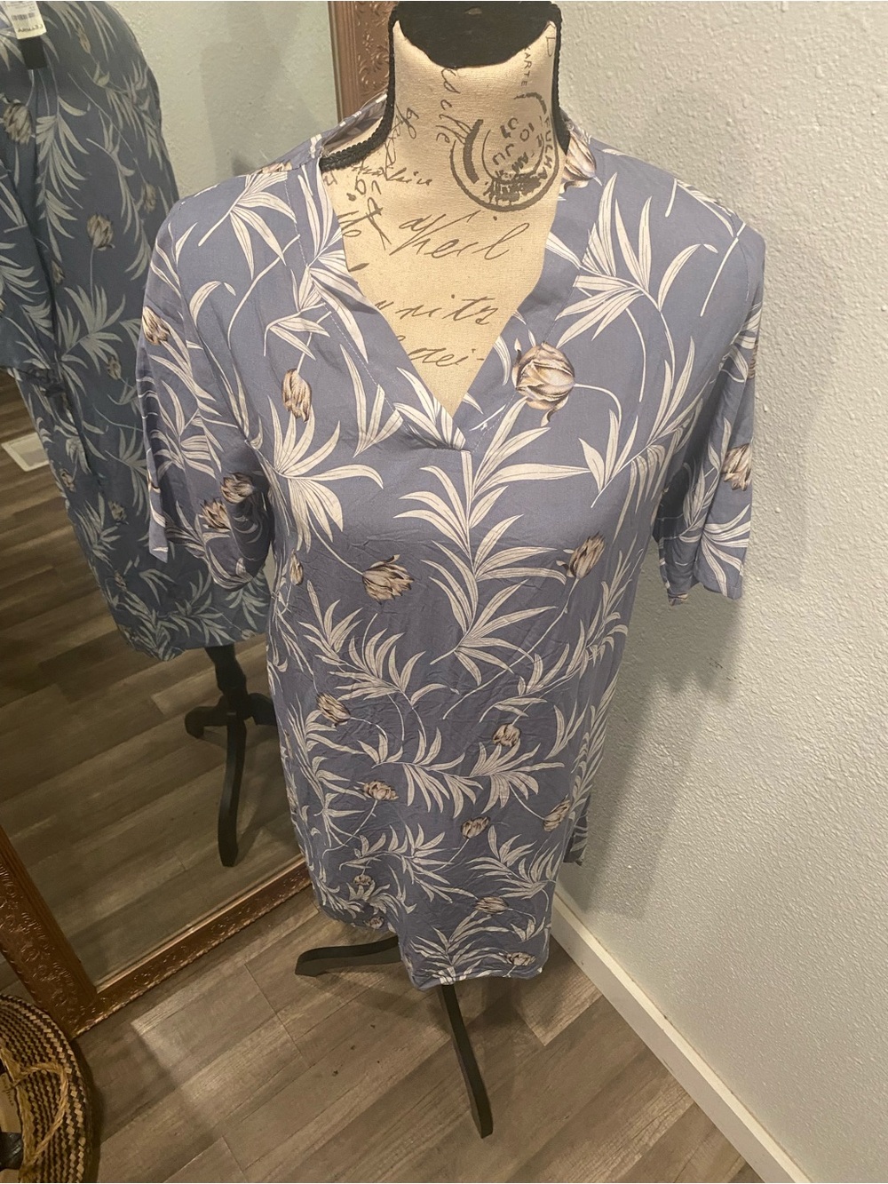 Blue Floral Short-Sleeve V-Neck Swim Coverup Dress - Picture 3 of 6